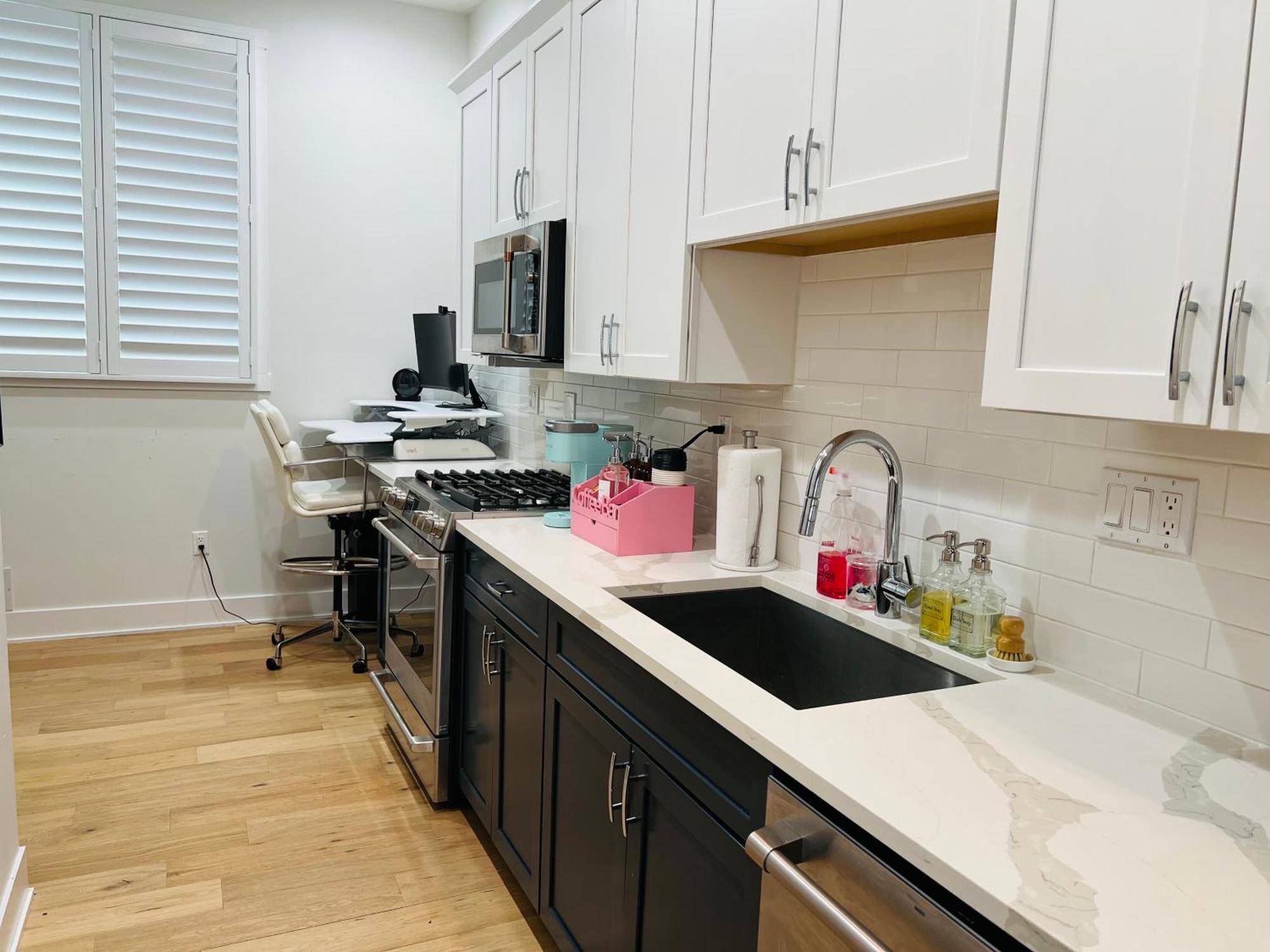 Perfect Getaway In Corktown! Apartment *